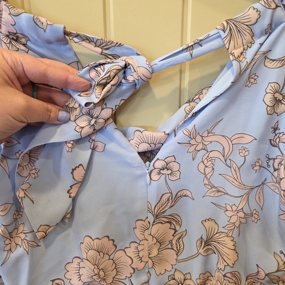 Vince Camuto Blue Floral Dress Sz 2 Lined Back Zip & Tie Sleeveless NWT Pockets - Picture 7 of 16